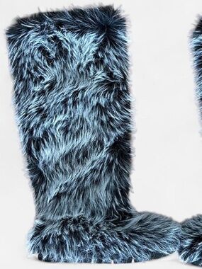 ** RARE** Azalea Wang Knee High Fur Boots